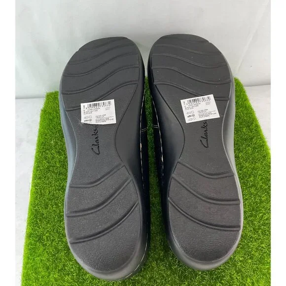 New Clarks Womens Leather Slip-On Comfort Shoes Size 9 Black - Picture 4 of 8